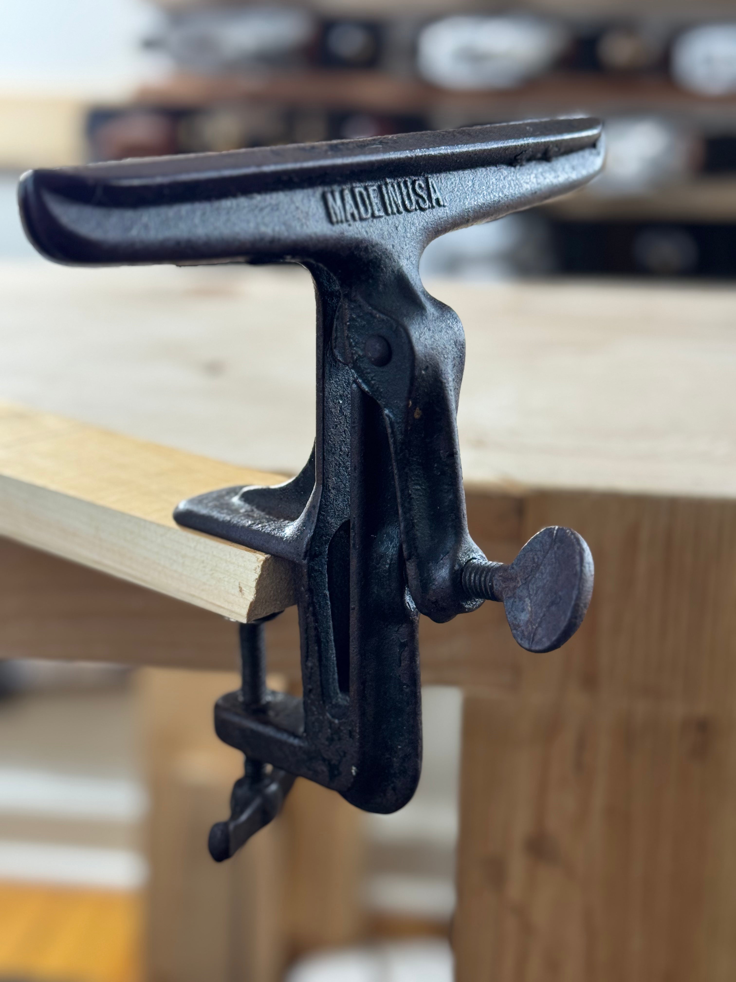 Saw Vise No. 90